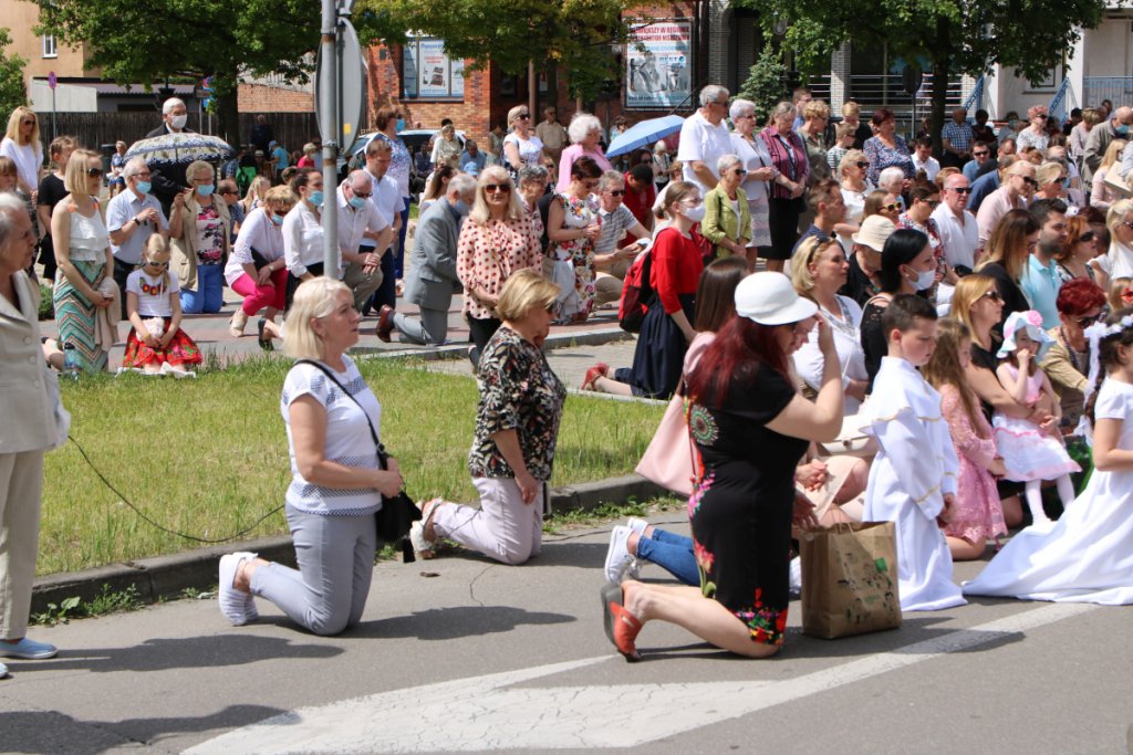 Boże Ciało 2021 parafii pw. św. Antoniego Padewskiego w Ostrołęce [03.06.2021] - zdjęcie #129 - eOstroleka.pl