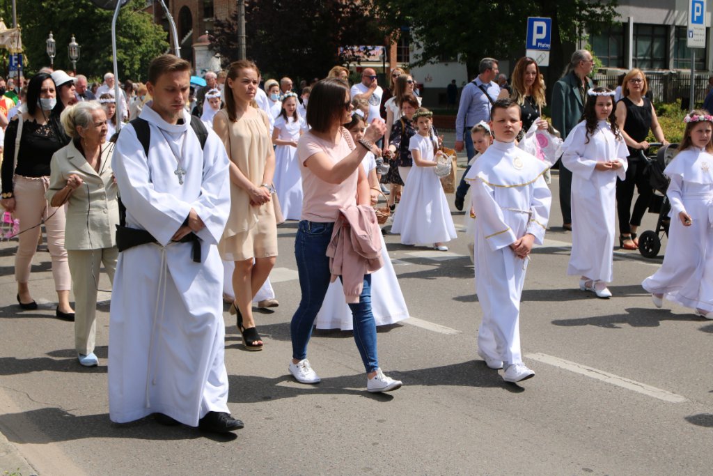 Boże Ciało 2021 parafii pw. św. Antoniego Padewskiego w Ostrołęce [03.06.2021] - zdjęcie #109 - eOstroleka.pl
