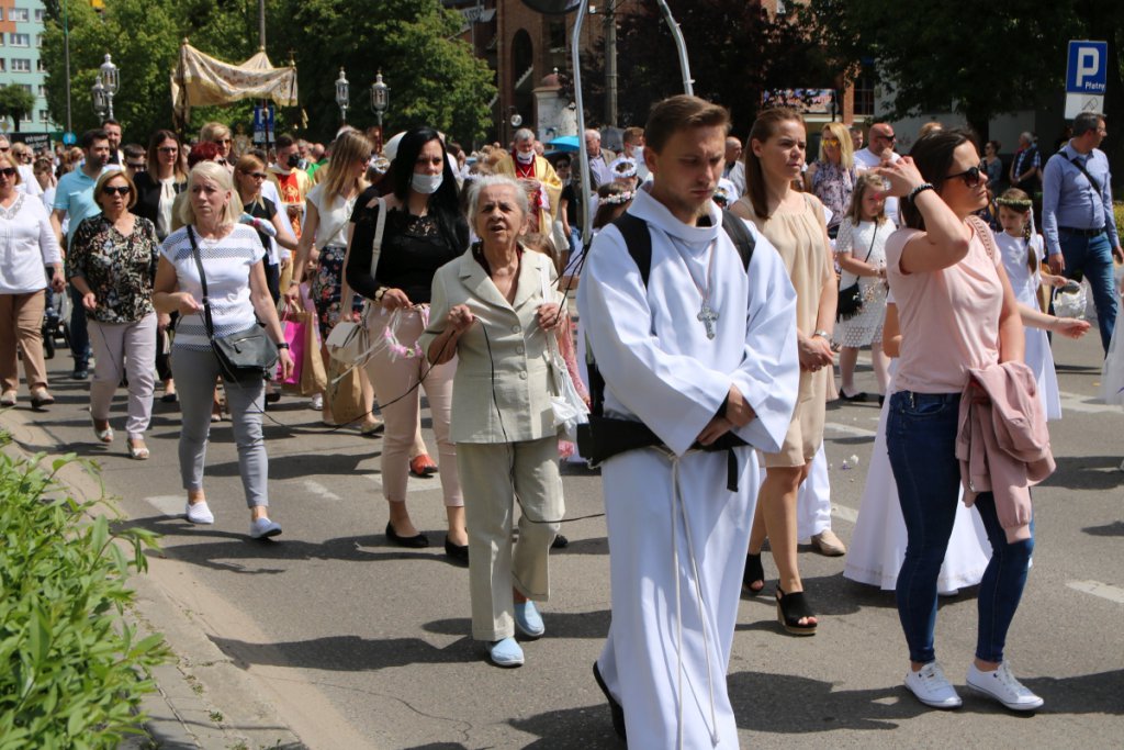 Boże Ciało 2021 parafii pw. św. Antoniego Padewskiego w Ostrołęce [03.06.2021] - zdjęcie #108 - eOstroleka.pl
