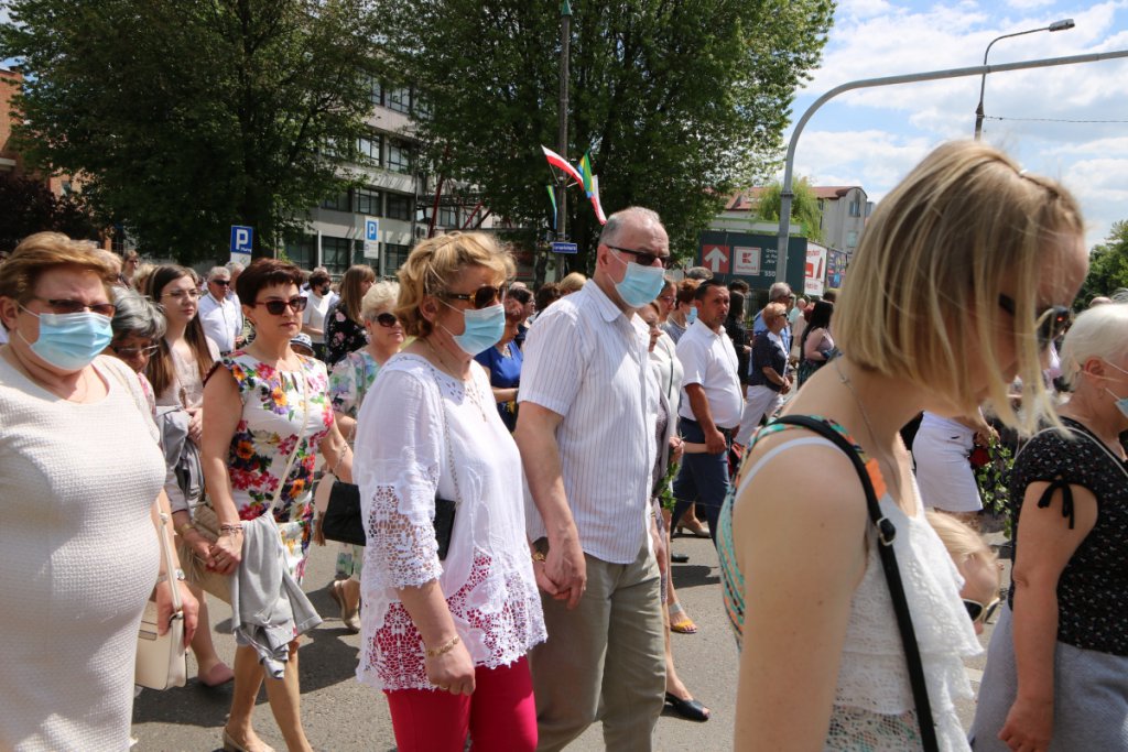 Boże Ciało 2021 parafii pw. św. Antoniego Padewskiego w Ostrołęce [03.06.2021] - zdjęcie #90 - eOstroleka.pl