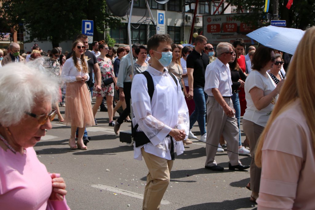 Boże Ciało 2021 parafii pw. św. Antoniego Padewskiego w Ostrołęce [03.06.2021] - zdjęcie #74 - eOstroleka.pl
