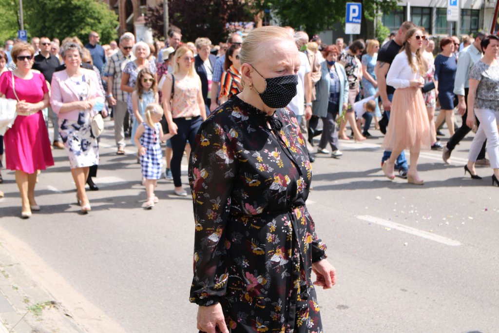 Boże Ciało 2021 parafii pw. św. Antoniego Padewskiego w Ostrołęce [03.06.2021] - zdjęcie #72 - eOstroleka.pl