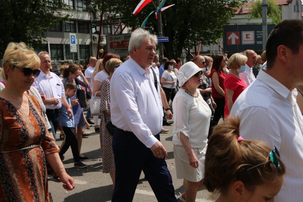 Boże Ciało 2021 parafii pw. św. Antoniego Padewskiego w Ostrołęce [03.06.2021] - zdjęcie #67 - eOstroleka.pl