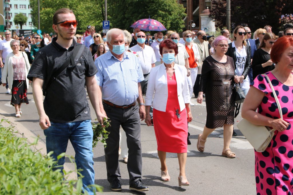 Boże Ciało 2021 parafii pw. św. Antoniego Padewskiego w Ostrołęce [03.06.2021] - zdjęcie #46 - eOstroleka.pl