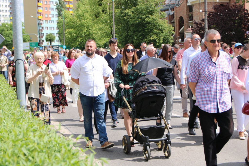 Boże Ciało 2021 parafii pw. św. Antoniego Padewskiego w Ostrołęce [03.06.2021] - zdjęcie #34 - eOstroleka.pl