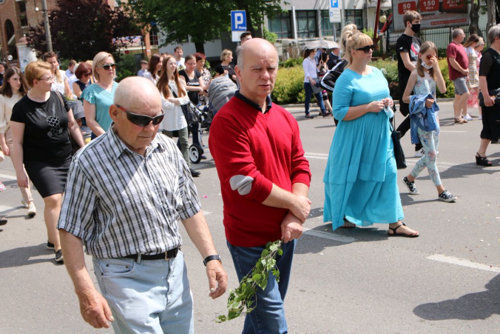 Boże Ciało 2021 parafii pw. św. Antoniego Padewskiego w Ostrołęce [03.06.2021] - zdjęcie #29 - eOstroleka.pl