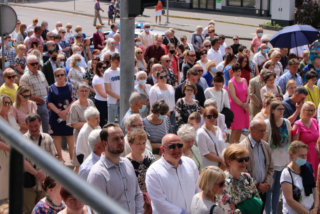 Boże Ciało 2021 parafii pw. św. Antoniego Padewskiego w Ostrołęce [03.06.2021] - zdjęcie #11 - eOstroleka.pl
