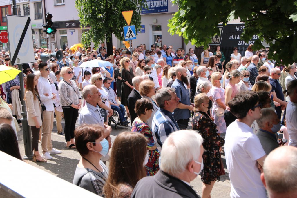 Boże Ciało 2021 parafii pw. św. Antoniego Padewskiego w Ostrołęce [03.06.2021] - zdjęcie #28 - eOstroleka.pl