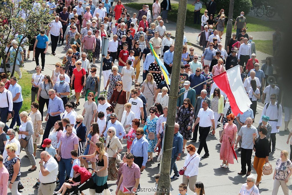 Boże Ciało 2021 w parafii Zbawiciela Świata w Ostrołęce [03.06.2021] - zdjęcie #39 - eOstroleka.pl