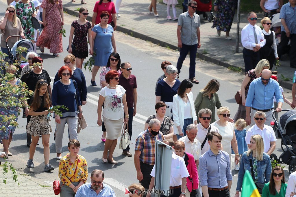 Boże Ciało 2021 w parafii Zbawiciela Świata w Ostrołęce [03.06.2021] - zdjęcie #22 - eOstroleka.pl