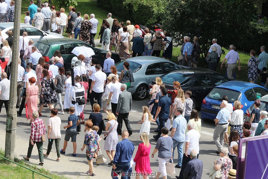 Boże Ciało 2021 w parafii Zbawiciela Świata w Ostrołęce [03.06.2021] - zdjęcie #20 - eOstroleka.pl