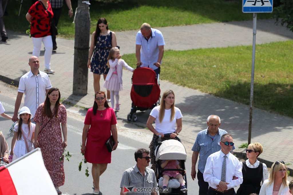 Boże Ciało 2021 w parafii Zbawiciela Świata w Ostrołęce [03.06.2021] - zdjęcie #15 - eOstroleka.pl