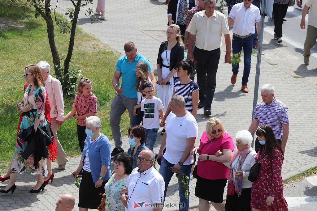 Boże Ciało 2021 w parafii Zbawiciela Świata w Ostrołęce [03.06.2021] - zdjęcie #10 - eOstroleka.pl