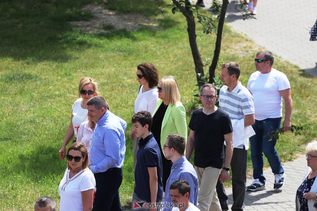 Boże Ciało 2021 w parafii Zbawiciela Świata w Ostrołęce [03.06.2021] - zdjęcie #7 - eOstroleka.pl