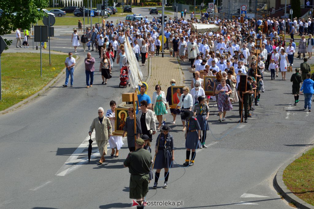 Boże Ciało 2021 parafii pw. św. Franciszka w Ostrołęce [03.06.2021] - zdjęcie #31 - eOstroleka.pl