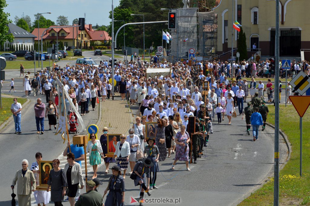 Boże Ciało 2021 parafii pw. św. Franciszka w Ostrołęce [03.06.2021] - zdjęcie #33 - eOstroleka.pl