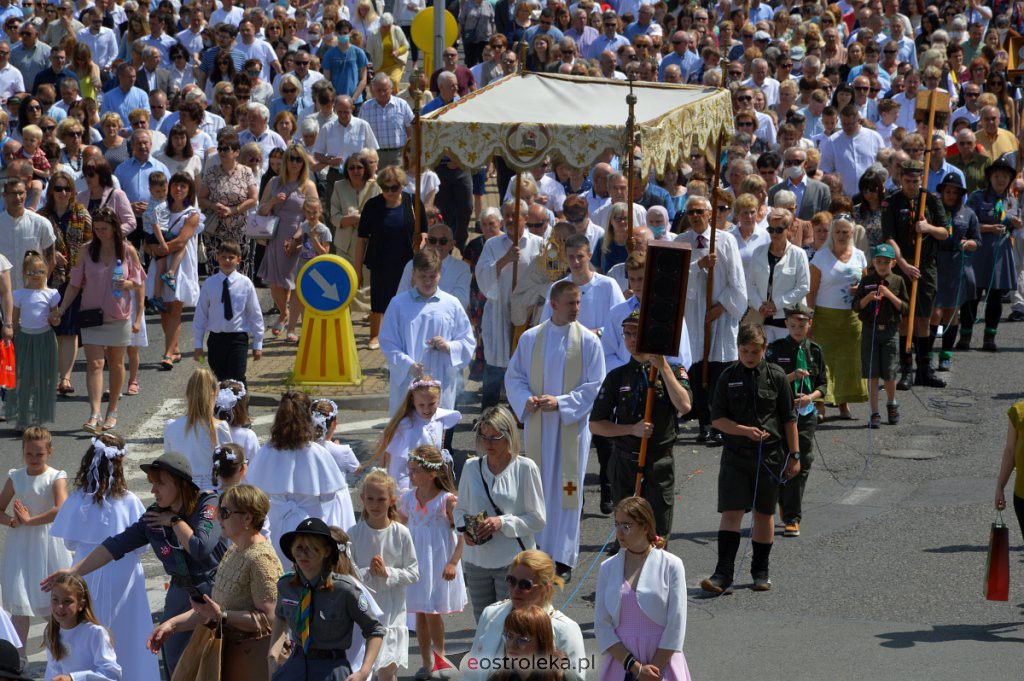 Boże Ciało 2021 parafii pw. św. Franciszka w Ostrołęce [03.06.2021] - zdjęcie #47 - eOstroleka.pl