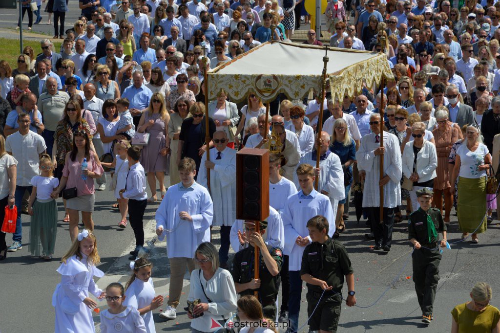 Boże Ciało 2021 parafii pw. św. Franciszka w Ostrołęce [03.06.2021] - zdjęcie #53 - eOstroleka.pl