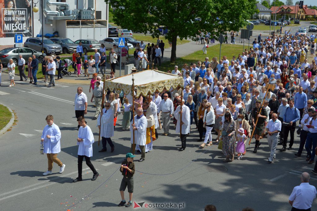 Boże Ciało 2021 parafii pw. św. Franciszka w Ostrołęce [03.06.2021] - zdjęcie #57 - eOstroleka.pl