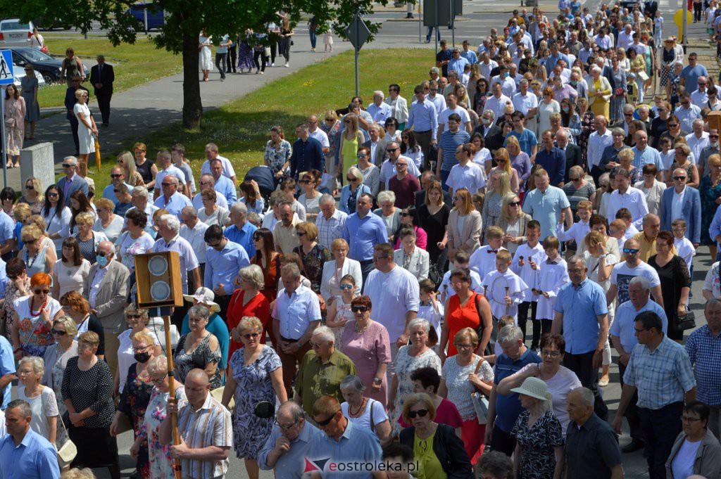 Boże Ciało 2021 parafii pw. św. Franciszka w Ostrołęce [03.06.2021] - zdjęcie #69 - eOstroleka.pl