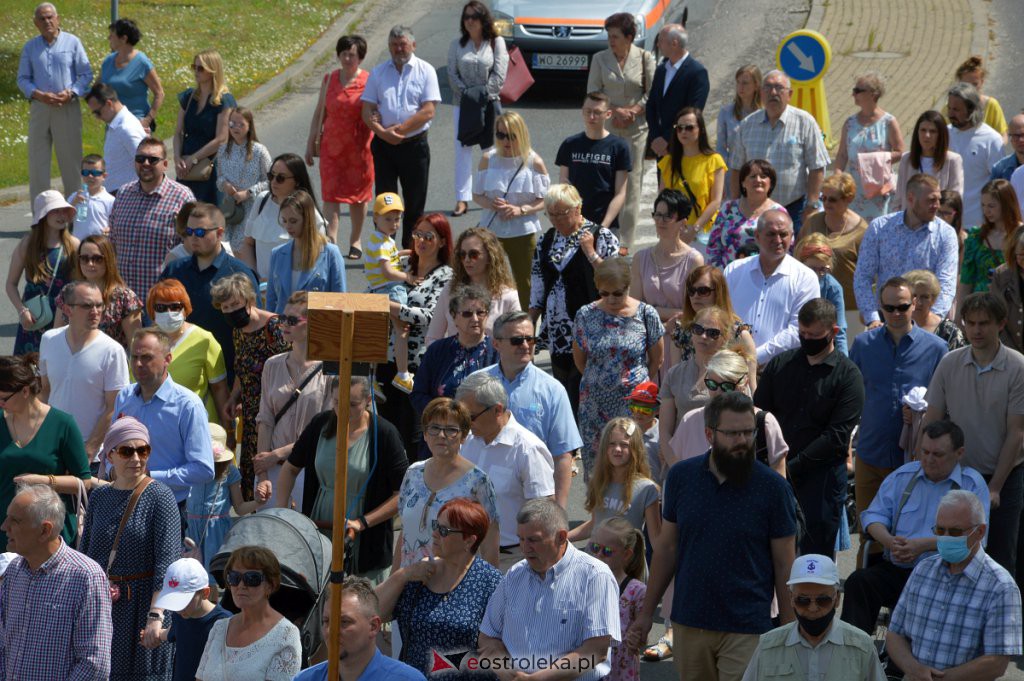 Boże Ciało 2021 parafii pw. św. Franciszka w Ostrołęce [03.06.2021] - zdjęcie #6 - eOstroleka.pl