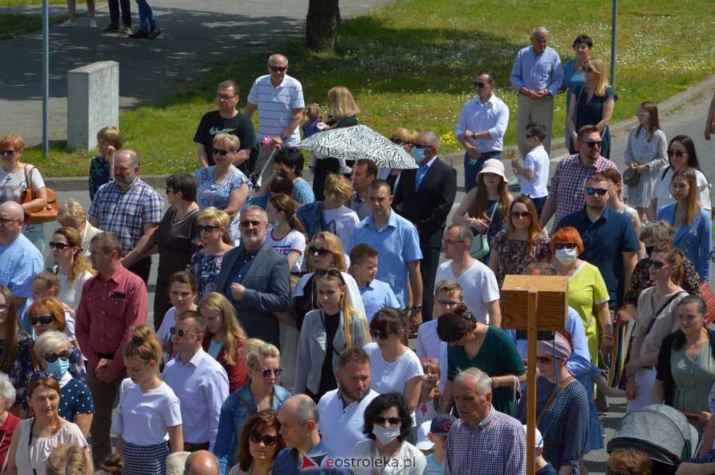 Boże Ciało 2021 parafii pw. św. Franciszka w Ostrołęce [03.06.2021] - zdjęcie #3 - eOstroleka.pl