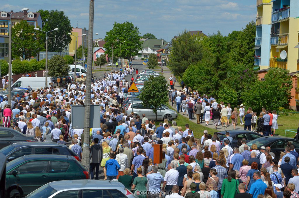 Boże Ciało 2021 parafii pw. św. Franciszka w Ostrołęce [03.06.2021] - zdjęcie #2 - eOstroleka.pl