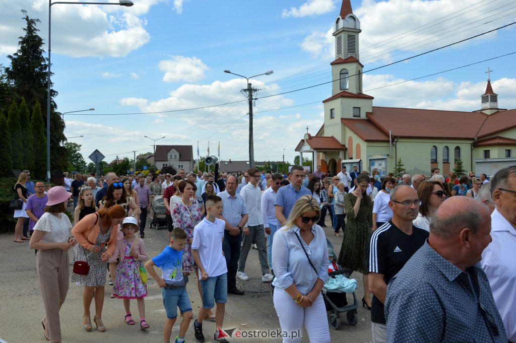 Boże Ciało 2021 parafii pw. NMP Królowej Rodzin w Ostrołęce [03.06.2021] - zdjęcie #65 - eOstroleka.pl