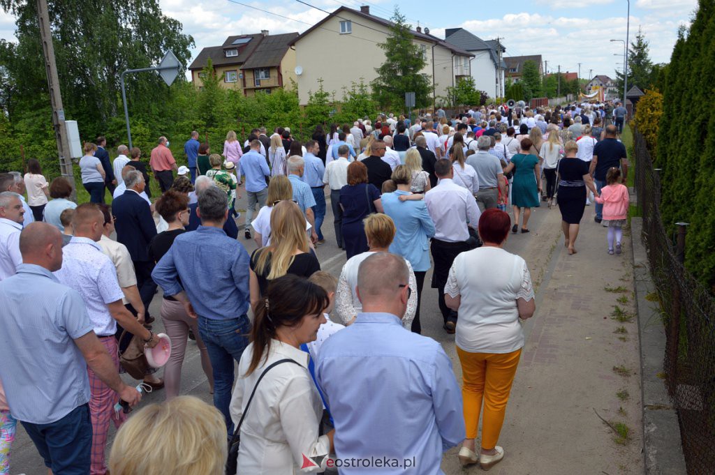 Boże Ciało 2021 parafii pw. NMP Kr&oacute;lowej Rodzin w Ostrołęce [03.06.2021] - zdjęcie #25 - eOstroleka.pl