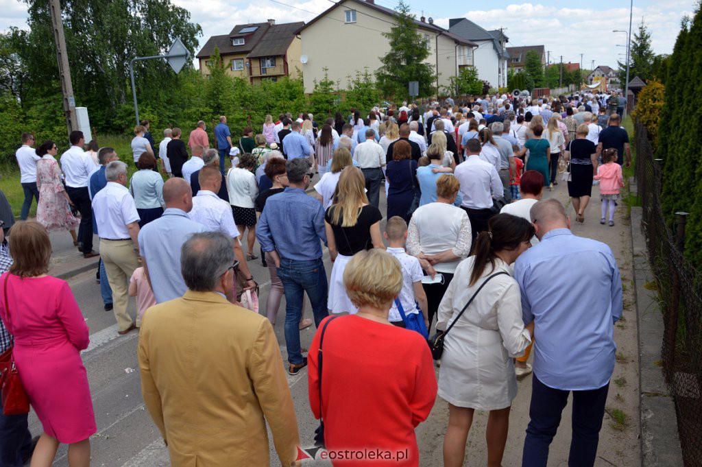 Boże Ciało 2021 parafii pw. NMP Królowej Rodzin w Ostrołęce [03.06.2021] - zdjęcie #93 - eOstroleka.pl
