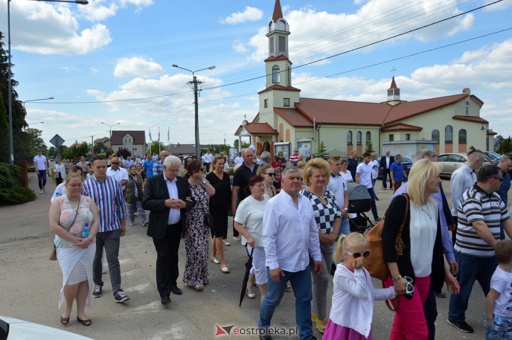 Boże Ciało 2021 parafii pw. NMP Królowej Rodzin w Ostrołęce [03.06.2021] - zdjęcie #104 - eOstroleka.pl