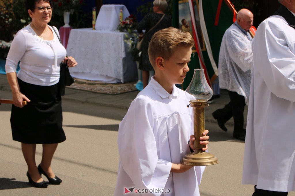 Boże Ciało 2021 w parafii pw. Nawiedzenia NMP (fara) [03.06.2021] - zdjęcie #9 - eOstroleka.pl