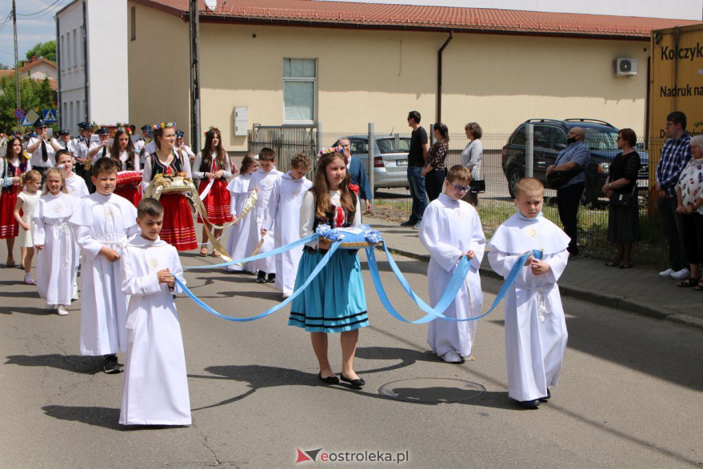 Boże Ciało 2021 w parafii pw. Nawiedzenia NMP (fara) [03.06.2021] - zdjęcie #20 - eOstroleka.pl