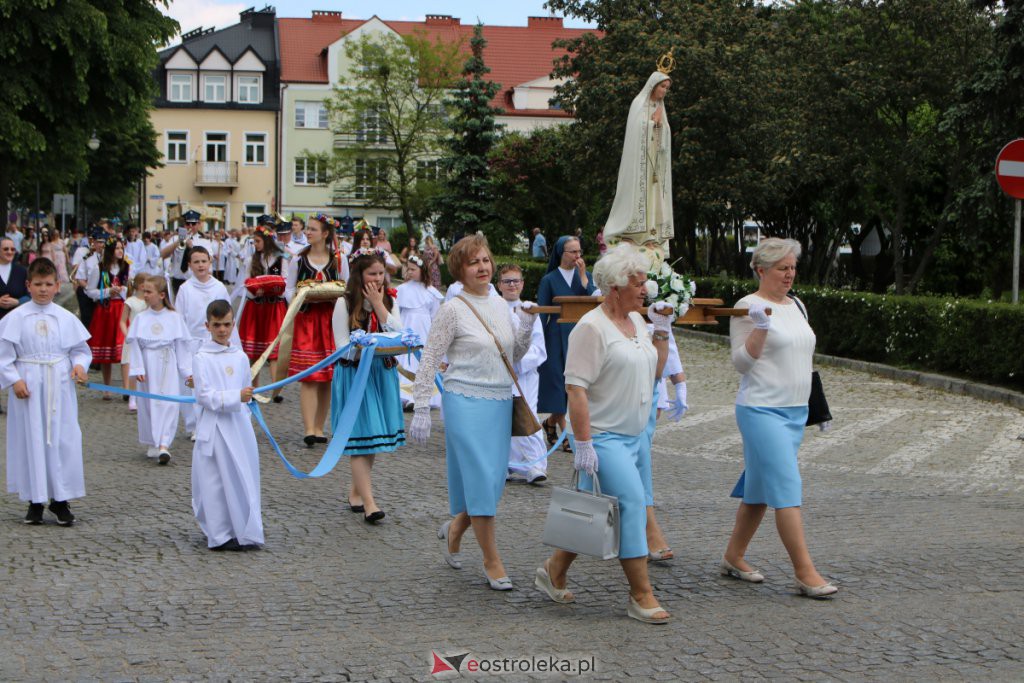 Boże Ciało 2021 w parafii pw. Nawiedzenia NMP (fara) [03.06.2021] - zdjęcie #81 - eOstroleka.pl