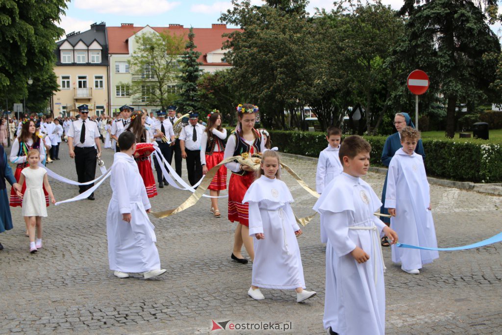 Boże Ciało 2021 w parafii pw. Nawiedzenia NMP (fara) [03.06.2021] - zdjęcie #78 - eOstroleka.pl