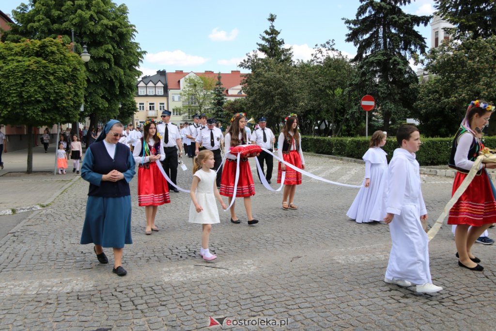 Boże Ciało 2021 w parafii pw. Nawiedzenia NMP (fara) [03.06.2021] - zdjęcie #76 - eOstroleka.pl