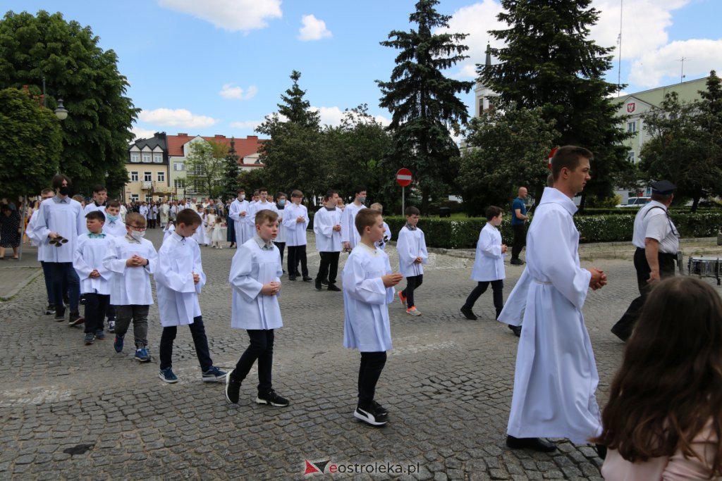 Boże Ciało 2021 w parafii pw. Nawiedzenia NMP (fara) [03.06.2021] - zdjęcie #73 - eOstroleka.pl