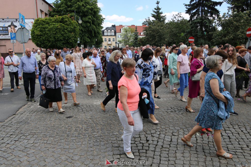 Boże Ciało 2021 w parafii pw. Nawiedzenia NMP (fara) [03.06.2021] - zdjęcie #49 - eOstroleka.pl