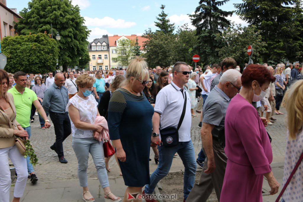 Boże Ciało 2021 w parafii pw. Nawiedzenia NMP (fara) [03.06.2021] - zdjęcie #24 - eOstroleka.pl