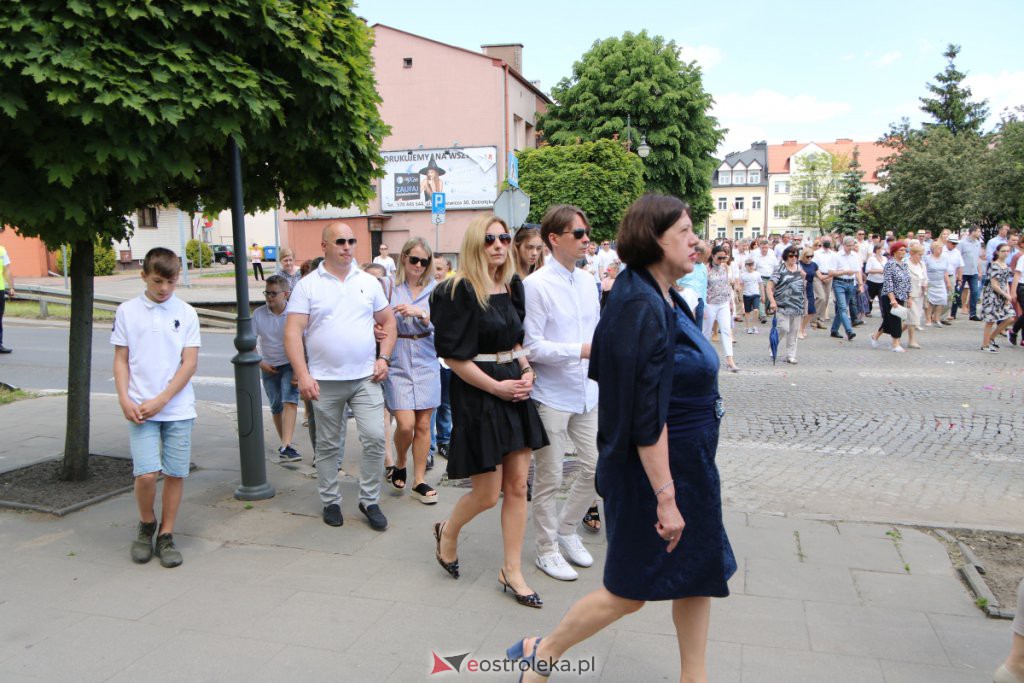Boże Ciało 2021 w parafii pw. Nawiedzenia NMP (fara) [03.06.2021] - zdjęcie #12 - eOstroleka.pl