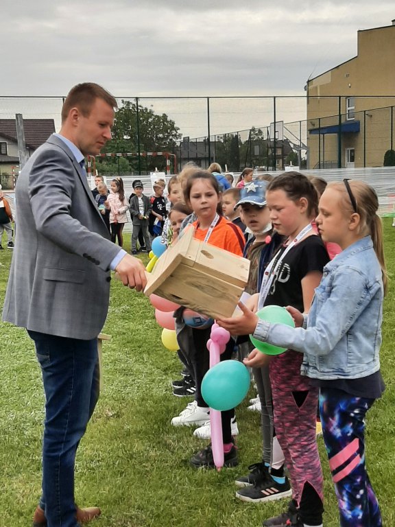Dzień Dziecka z Nadleśnictwem Ostrołęka w Szkole Podstawowej w Rzekuniu [07.06.2021] - zdjęcie #97 - eOstroleka.pl