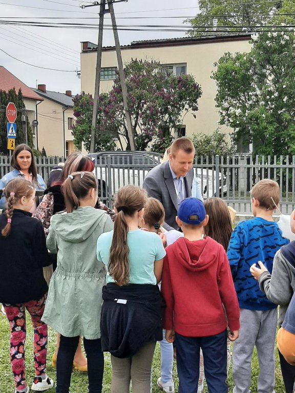 Dzień Dziecka z Nadleśnictwem Ostrołęka w Szkole Podstawowej w Rzekuniu [07.06.2021] - zdjęcie #87 - eOstroleka.pl