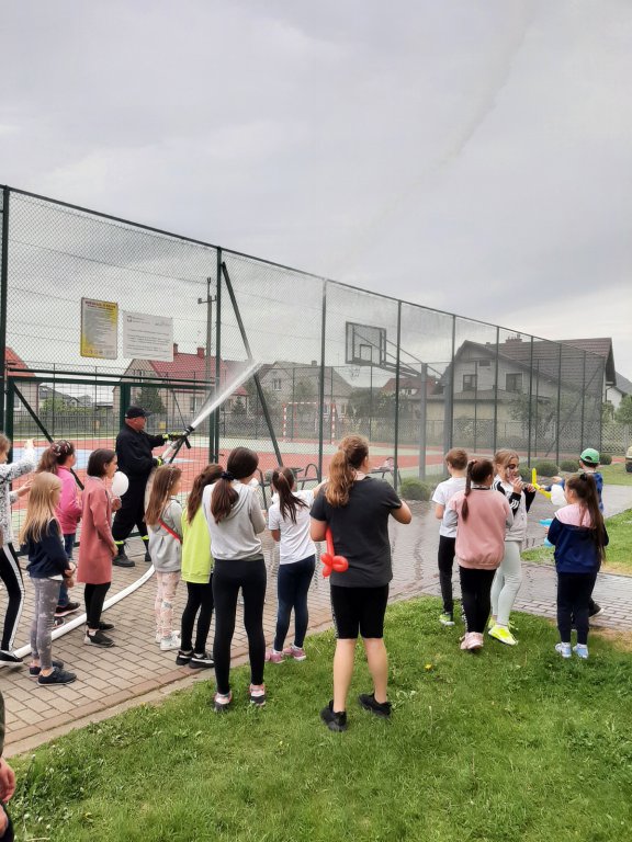 Dzień Dziecka z Nadleśnictwem Ostrołęka w Szkole Podstawowej w Rzekuniu [07.06.2021] - zdjęcie #71 - eOstroleka.pl