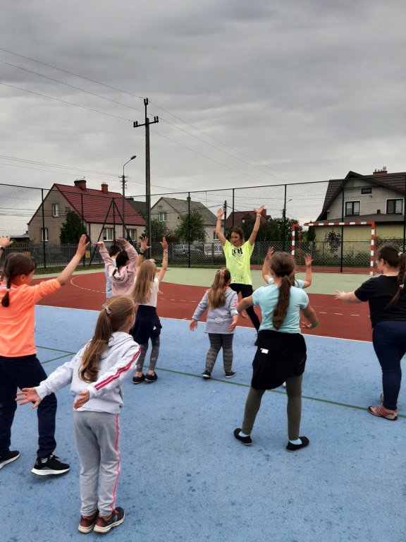 Dzień Dziecka z Nadleśnictwem Ostrołęka w Szkole Podstawowej w Rzekuniu [07.06.2021] - zdjęcie #54 - eOstroleka.pl