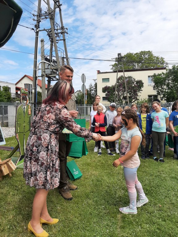 Dzień Dziecka z Nadleśnictwem Ostrołęka w Szkole Podstawowej w Rzekuniu [07.06.2021] - zdjęcie #23 - eOstroleka.pl
