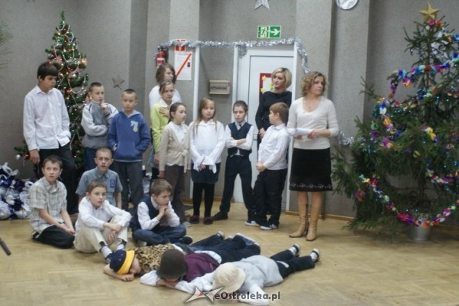 Jasełka MOPR (15-12-2010) - zdjęcie #33 - eOstroleka.pl