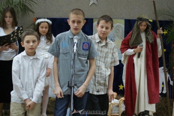 Jasełka MOPR (15-12-2010) - zdjęcie #7 - eOstroleka.pl