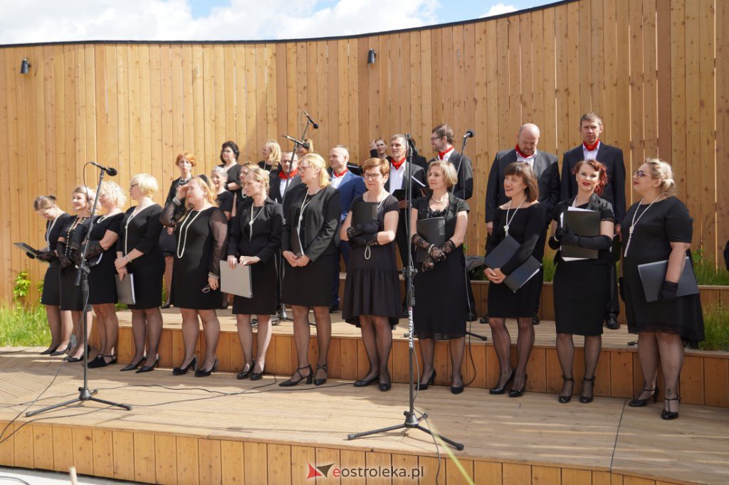 Koncert piosenek XX-lecia międzywojennego [13.06.2021] - zdjęcie #31 - eOstroleka.pl