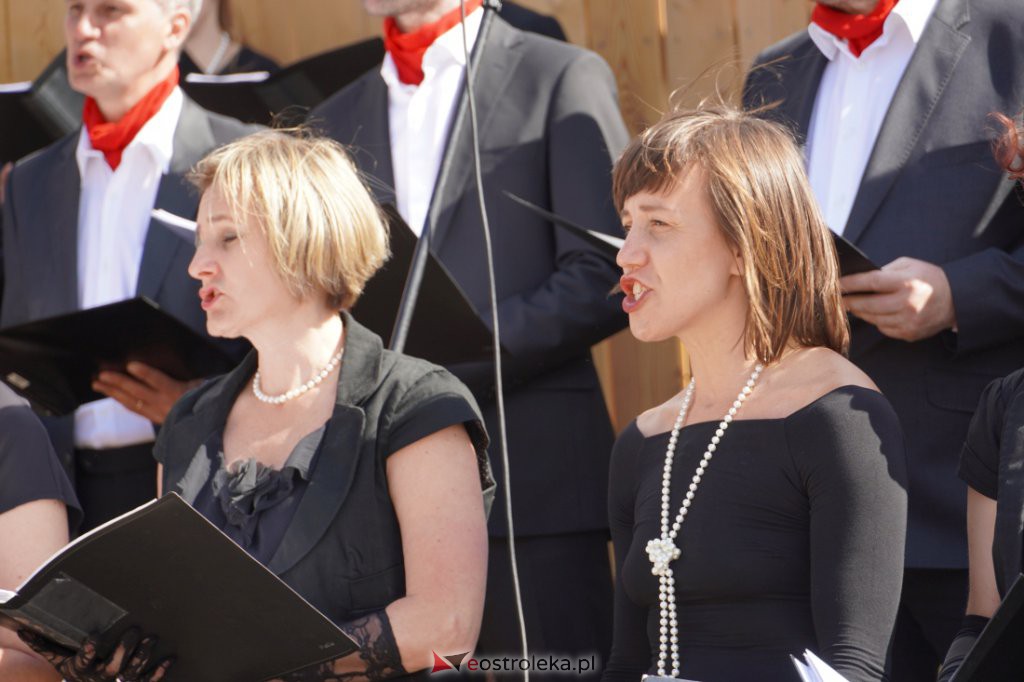 Koncert piosenek XX-lecia międzywojennego [13.06.2021] - zdjęcie #20 - eOstroleka.pl