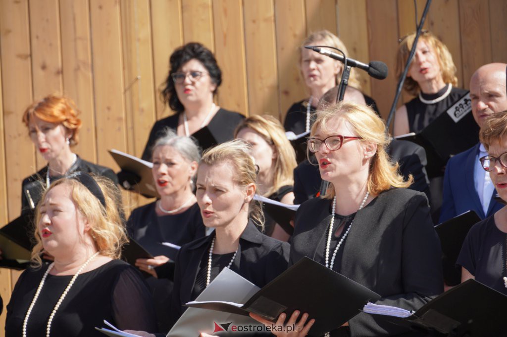 Koncert piosenek XX-lecia międzywojennego [13.06.2021] - zdjęcie #17 - eOstroleka.pl